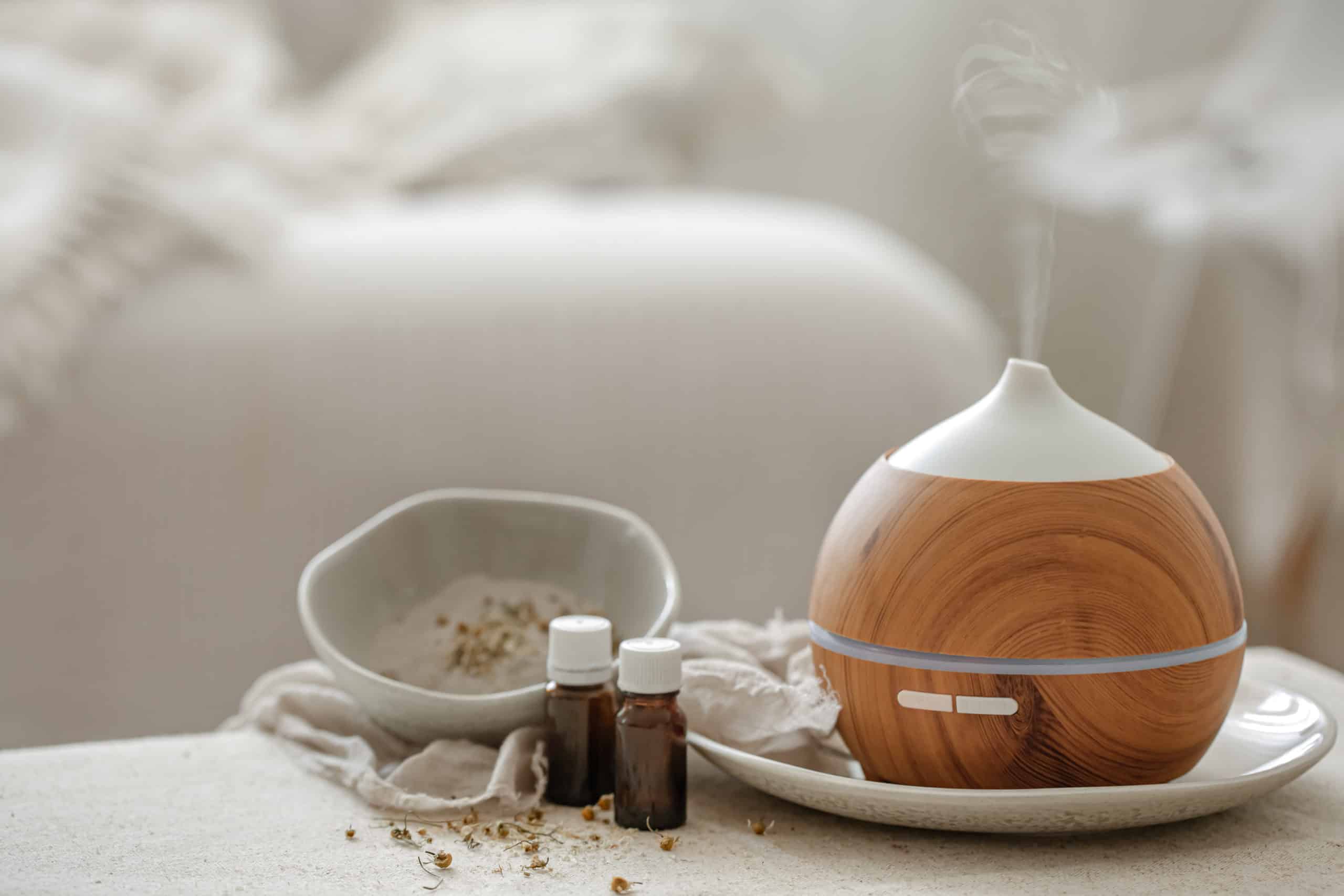essential-oil-aroma-diffuser-humidifier-diffusing-water-articles-air-scaled